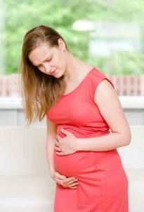 pregnant woman with pelvic pain pic