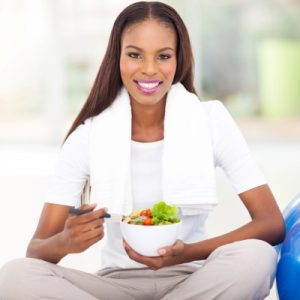 healthy woman with food exercise