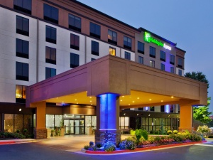 holiday-inn-express-woodstock