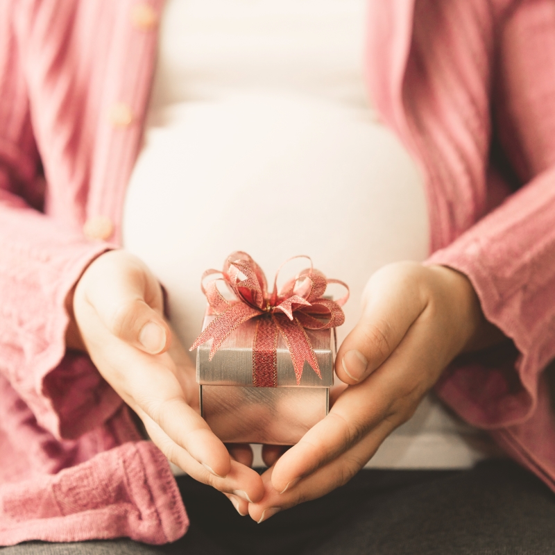 Top 12 Jewelry Gift Ideas to Buy for a Pregnant Wife | Jewelry Guide